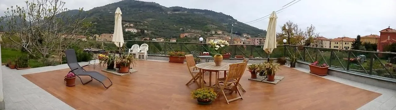 Casa Papaveri Rossi Apartment Finale Ligure Италия
