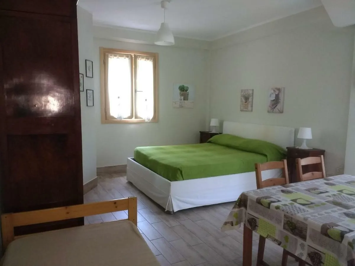 Casa Papaveri Rossi Apartment Finale Ligure 0*,  Италия